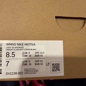 Nike Motiva Women's Shoes - Light Silver, Green and White